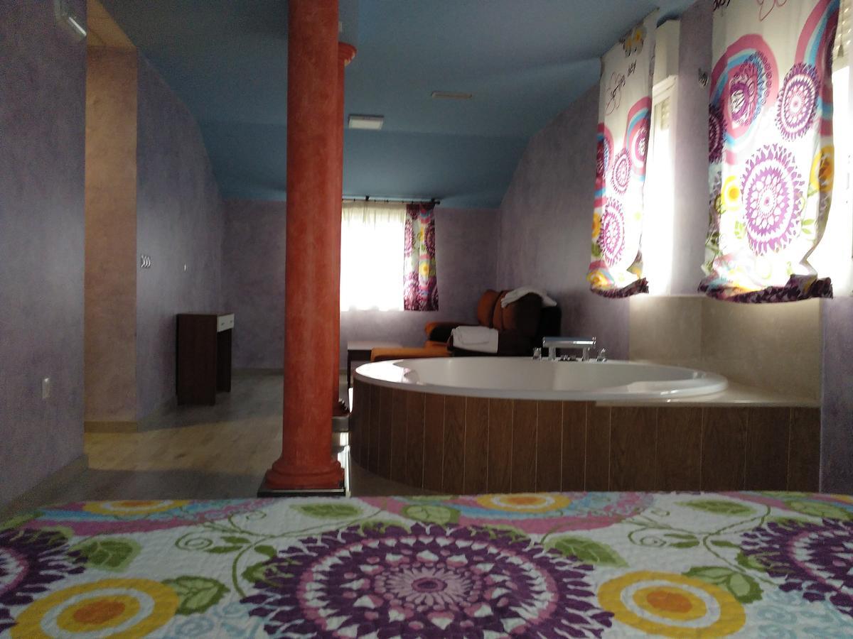 Hostal Orly Camponaraya Exterior photo