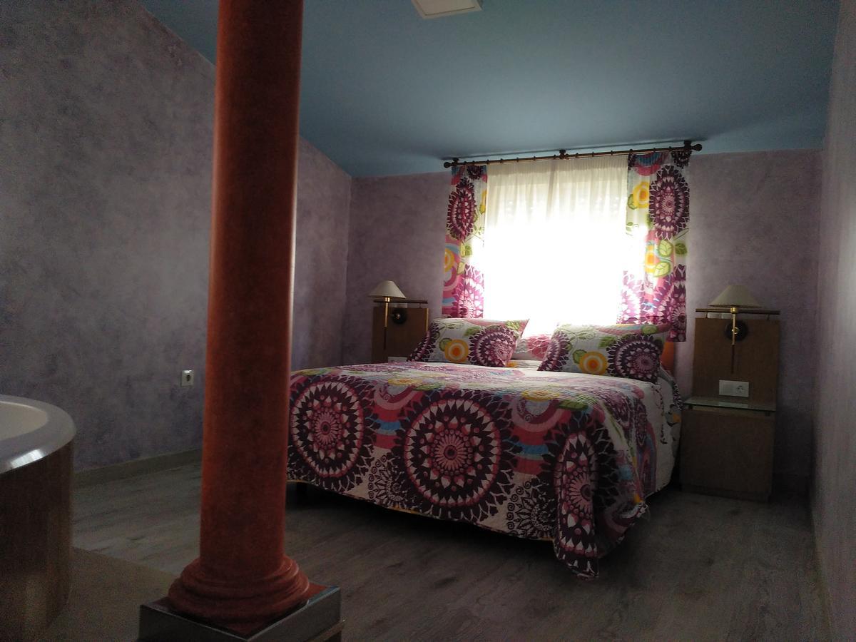 Hostal Orly Camponaraya Exterior photo